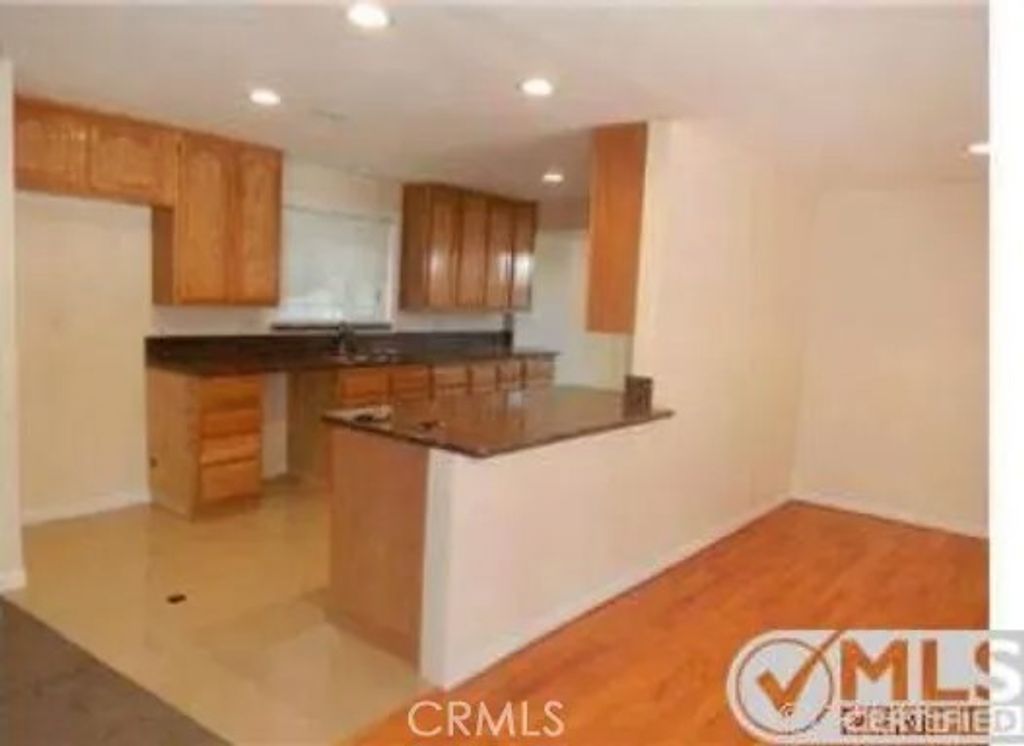 Photo of 5538 Irondale St, Woodland Hills, CA 91367 (MLS # SR26029950)