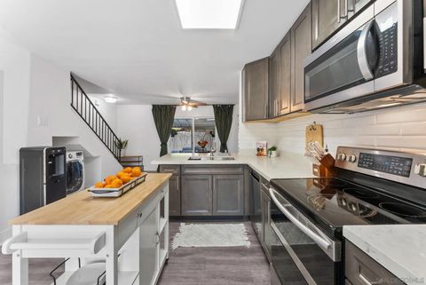 Tiny photo for 445 Ridgeway Ct, Spring Valley, CA 91977 (MLS # 250042444)