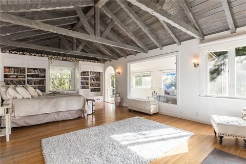 Tiny photo for 2305 Sugarloaf Drive, Agoura Hills, CA 91301 (MLS # SR26097842)