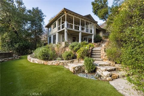 Tiny photo for 2305 Sugarloaf Drive, Agoura Hills, CA 91301 (MLS # SR26097842)