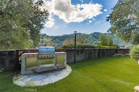 Tiny photo for 2305 Sugarloaf Drive, Agoura Hills, CA 91301 (MLS # SR26097842)