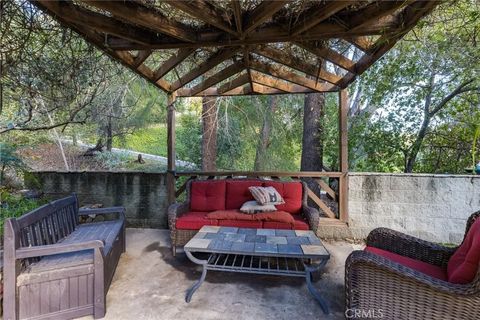 Tiny photo for 2305 Sugarloaf Drive, Agoura Hills, CA 91301 (MLS # SR26097842)