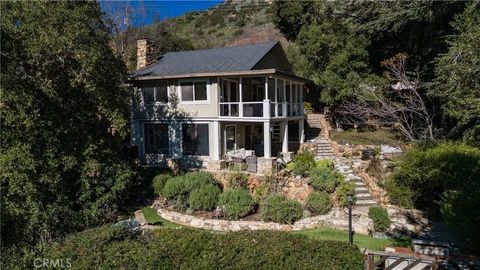 Tiny photo for 2305 Sugarloaf Drive, Agoura Hills, CA 91301 (MLS # SR26097842)