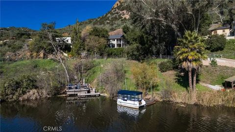 Tiny photo for 2305 Sugarloaf Drive, Agoura Hills, CA 91301 (MLS # SR26097842)