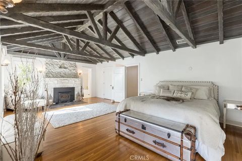 Tiny photo for 2305 Sugarloaf Drive, Agoura Hills, CA 91301 (MLS # SR26097842)