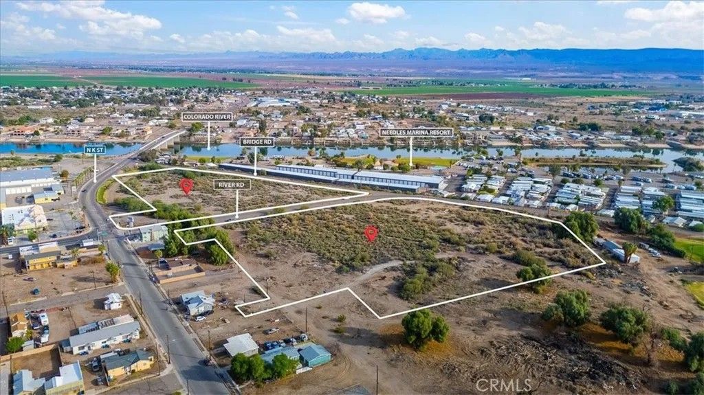 Photo of 429 N K St, Needles, CA 92363 (MLS # TR26073880)