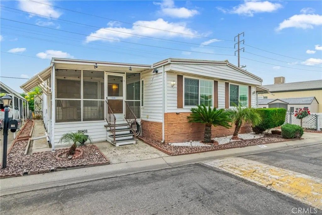 Photo of 12400 Cypress Ave, Chino, CA 91710 (MLS # CV26016447)