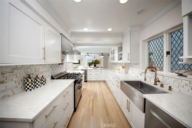 16955 S Pacific
