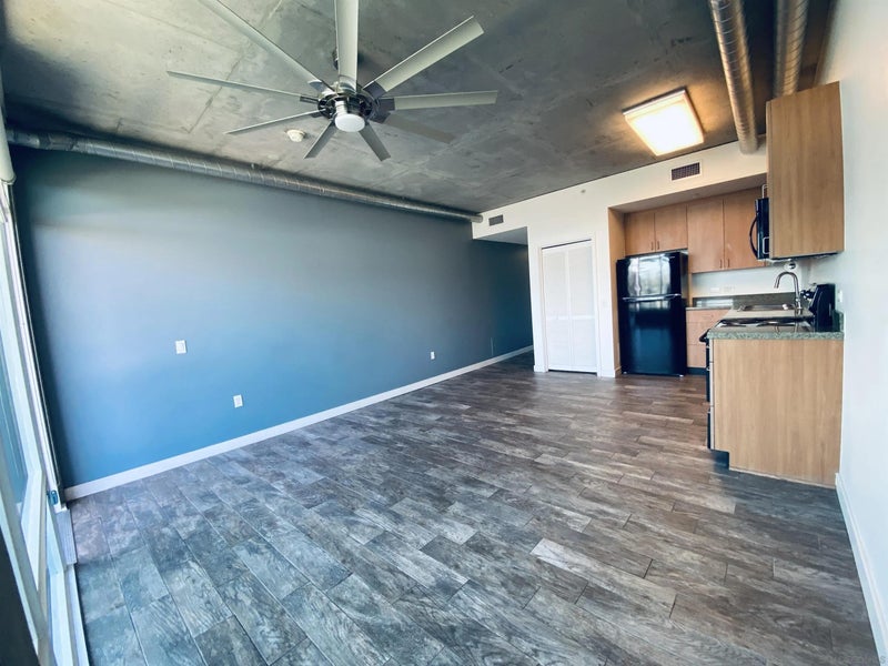 1080 Park BLVD 1209