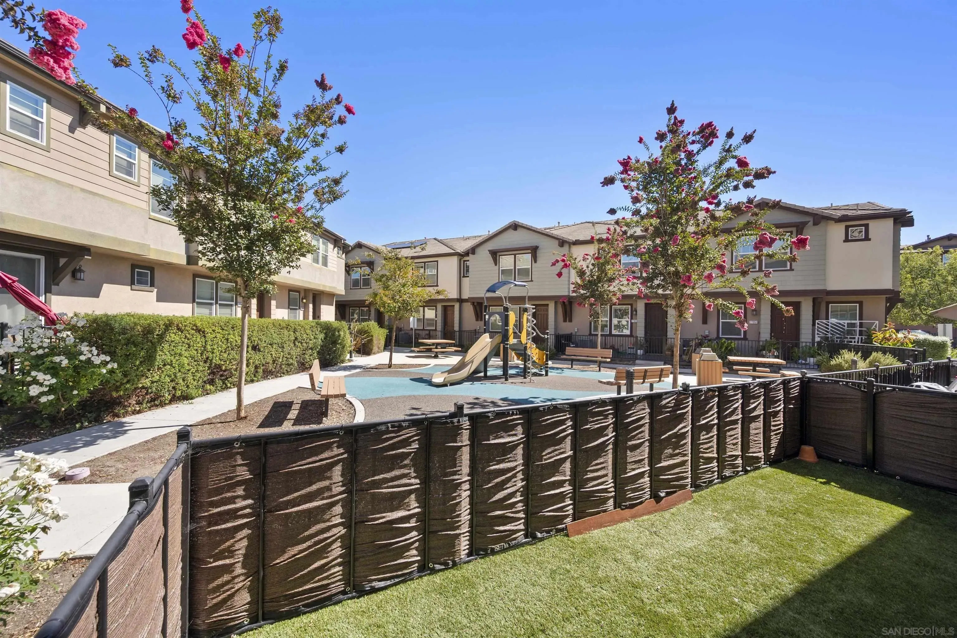 Chula Vista, California 91915, United States, 3 Bedrooms Bedrooms, ,2 BathroomsBathrooms,Residential,Active,200450