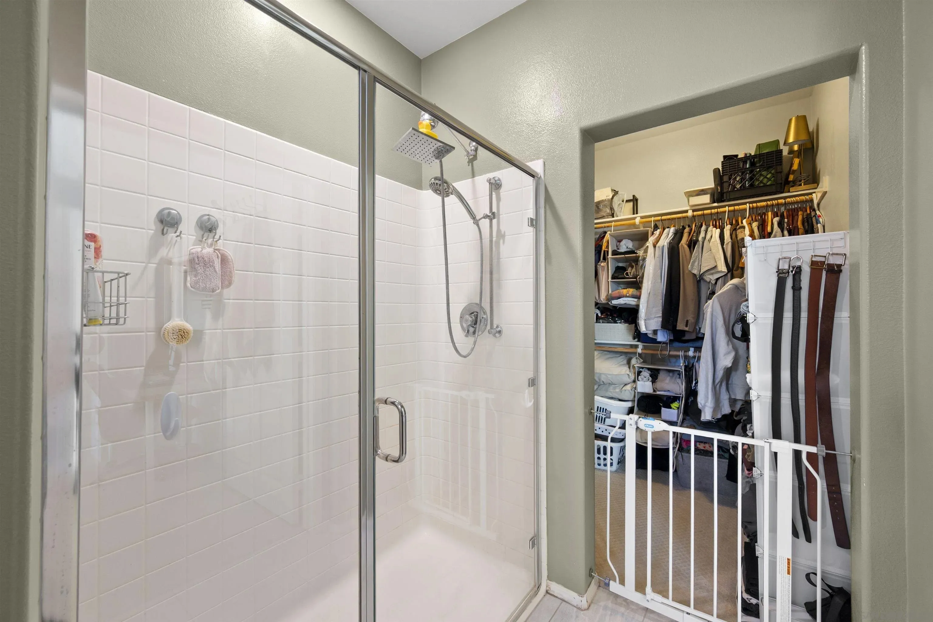 Chula Vista, California 91915, United States, 3 Bedrooms Bedrooms, ,2 BathroomsBathrooms,Residential,Active,200450