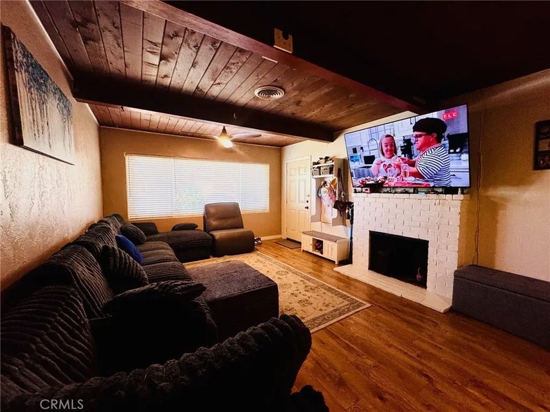 3029 Crestline
