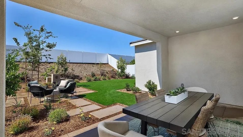 5538 Dora Way