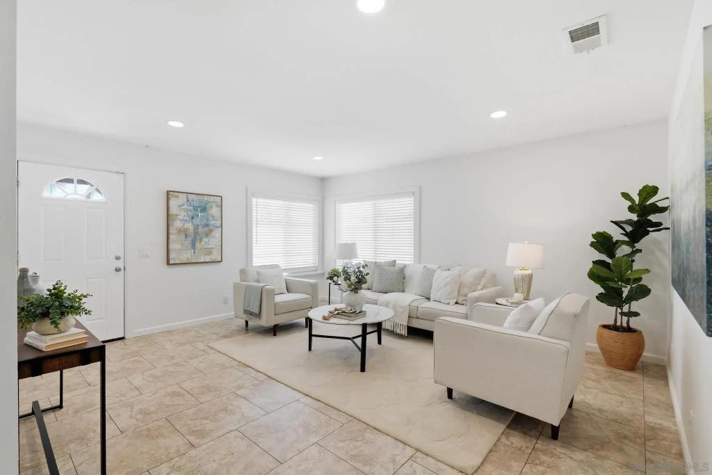 Photo of 795 Via Callado, Oceanside, CA 92057 (MLS # 260018599)