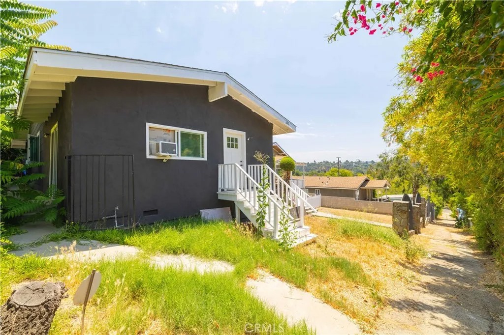 328 Vista Place