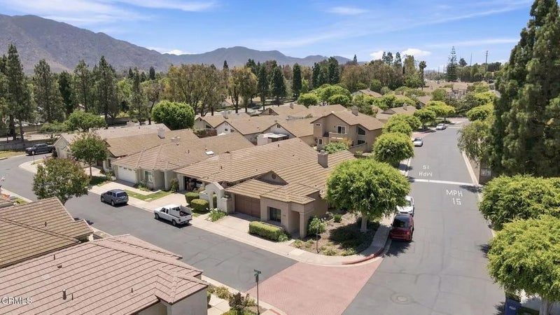 192 La Veta Drive