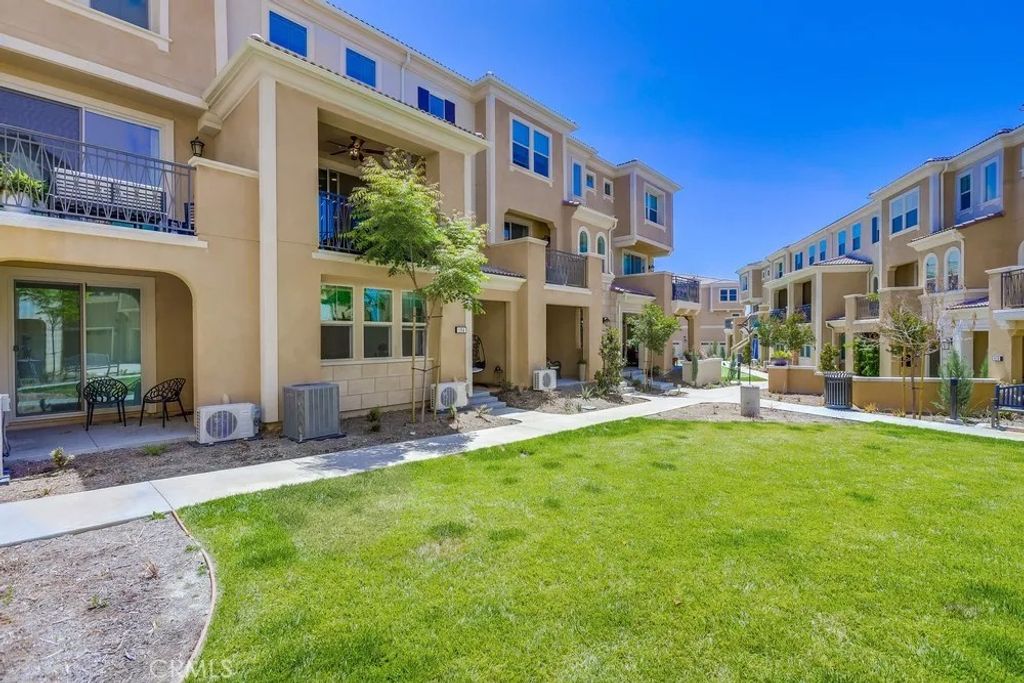 Photo of 104 Alder Ridge, Lake Forest, CA 92610 (MLS # PW25267924)