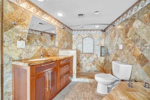 Tiny photo for 700 E Ocean Blvd #3107, Long Beach, CA 90802 (MLS # PW26049452)