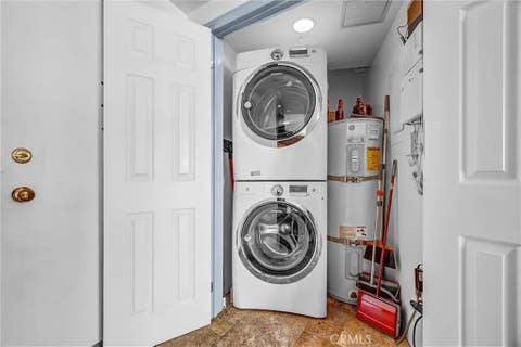 Tiny photo for 700 E Ocean Blvd #3107, Long Beach, CA 90802 (MLS # PW26049452)
