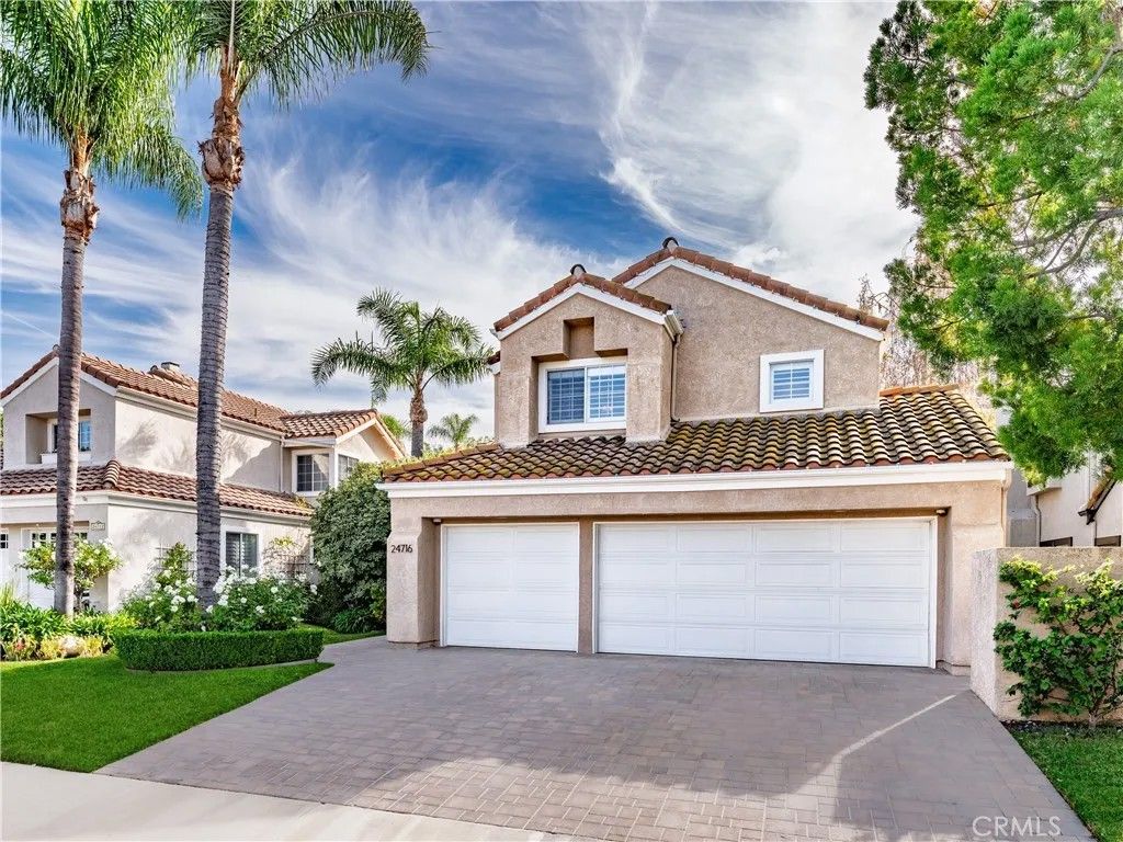 Photo of 24716 Calle Altamira, Calabasas, CA 91302 (MLS # SR25280644)