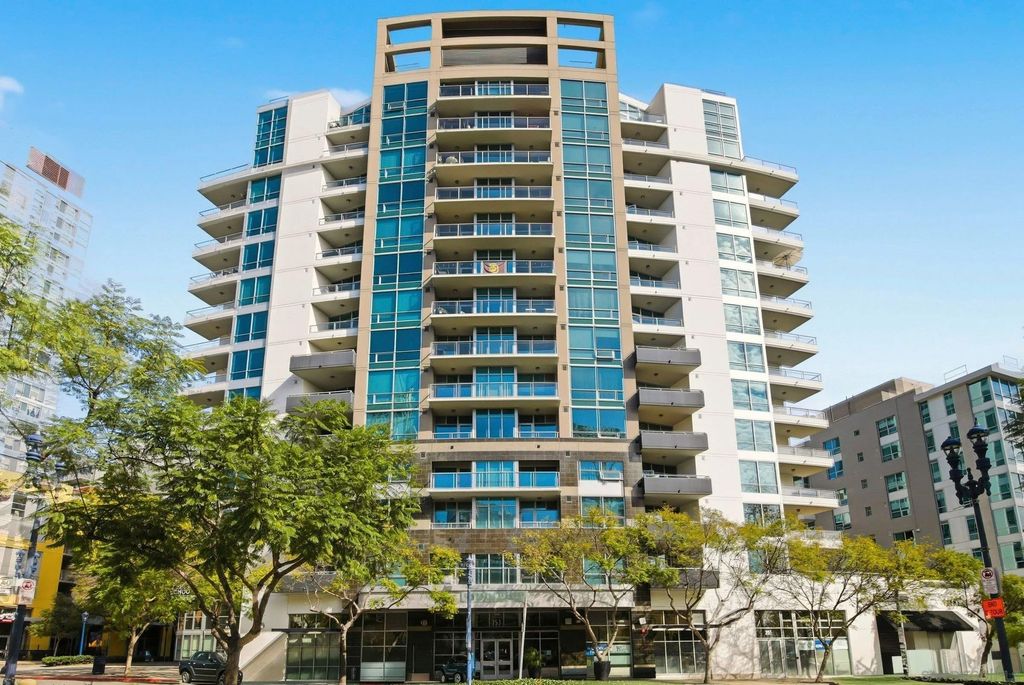 Photo of 253 10Th Ave #733, San Diego, CA 92101 (MLS # 260010095)