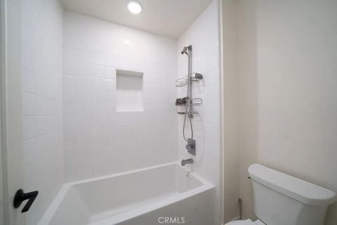 Tiny photo for 2091 Flight Way, Tustin, CA 92782 (MLS # PW25245738)