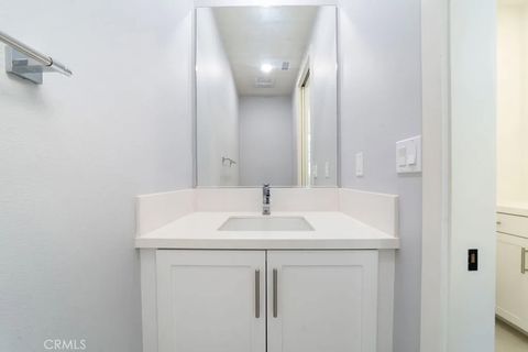 Tiny photo for 2091 Flight Way, Tustin, CA 92782 (MLS # PW25245738)
