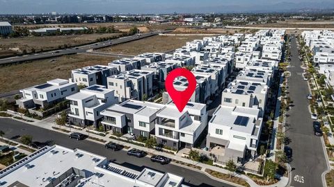 Tiny photo for 2091 Flight Way, Tustin, CA 92782 (MLS # PW25245738)