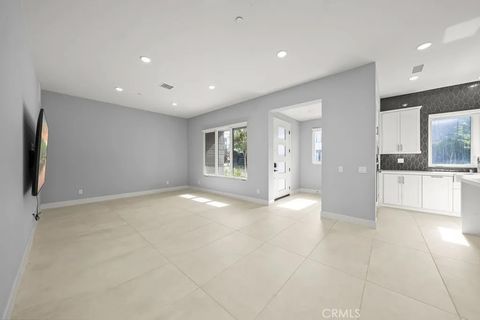 Tiny photo for 2091 Flight Way, Tustin, CA 92782 (MLS # PW25245738)