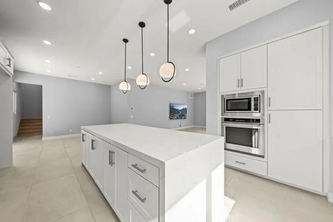 Tiny photo for 2091 Flight Way, Tustin, CA 92782 (MLS # PW25245738)