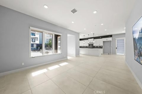 Tiny photo for 2091 Flight Way, Tustin, CA 92782 (MLS # PW25245738)