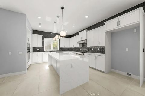 Tiny photo for 2091 Flight Way, Tustin, CA 92782 (MLS # PW25245738)