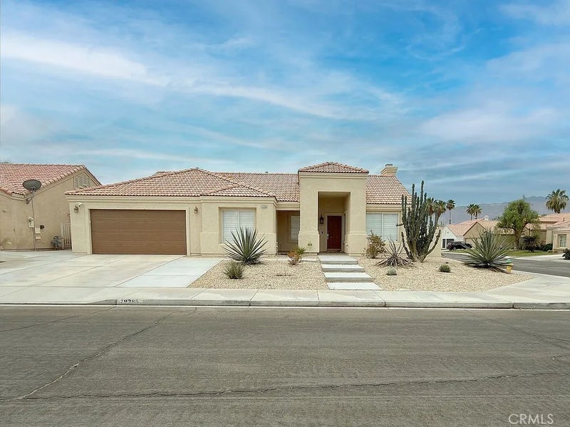 79285 Desert Crest