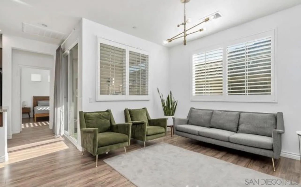 1627 Dunlin Avenue 1