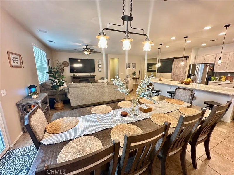 25362 Lone Acres