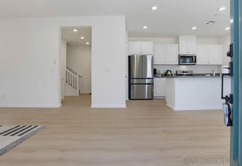 Photo of 973 Bradley Way, Vista, CA 92081 (MLS # 260019048)
