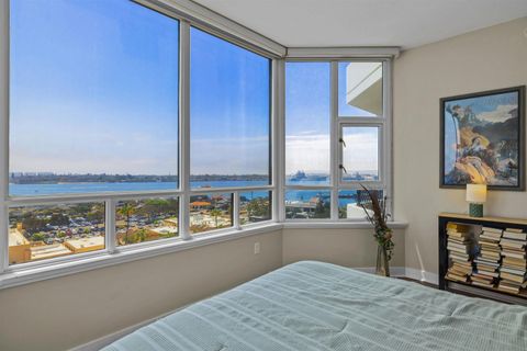 Tiny photo for 700 W Harbor #1204, San Diego, CA 92101 (MLS # 250037212)