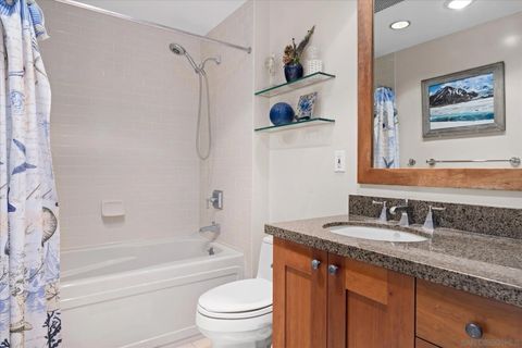 Tiny photo for 700 W Harbor #1204, San Diego, CA 92101 (MLS # 250037212)