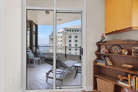 Tiny photo for 700 W Harbor #1204, San Diego, CA 92101 (MLS # 250037212)