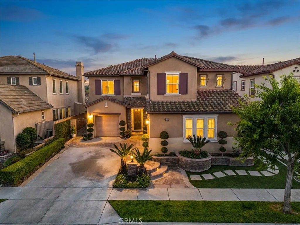 Photo of 2516 Pearblossom St, Fullerton, CA 92835 (MLS # PW26028238)