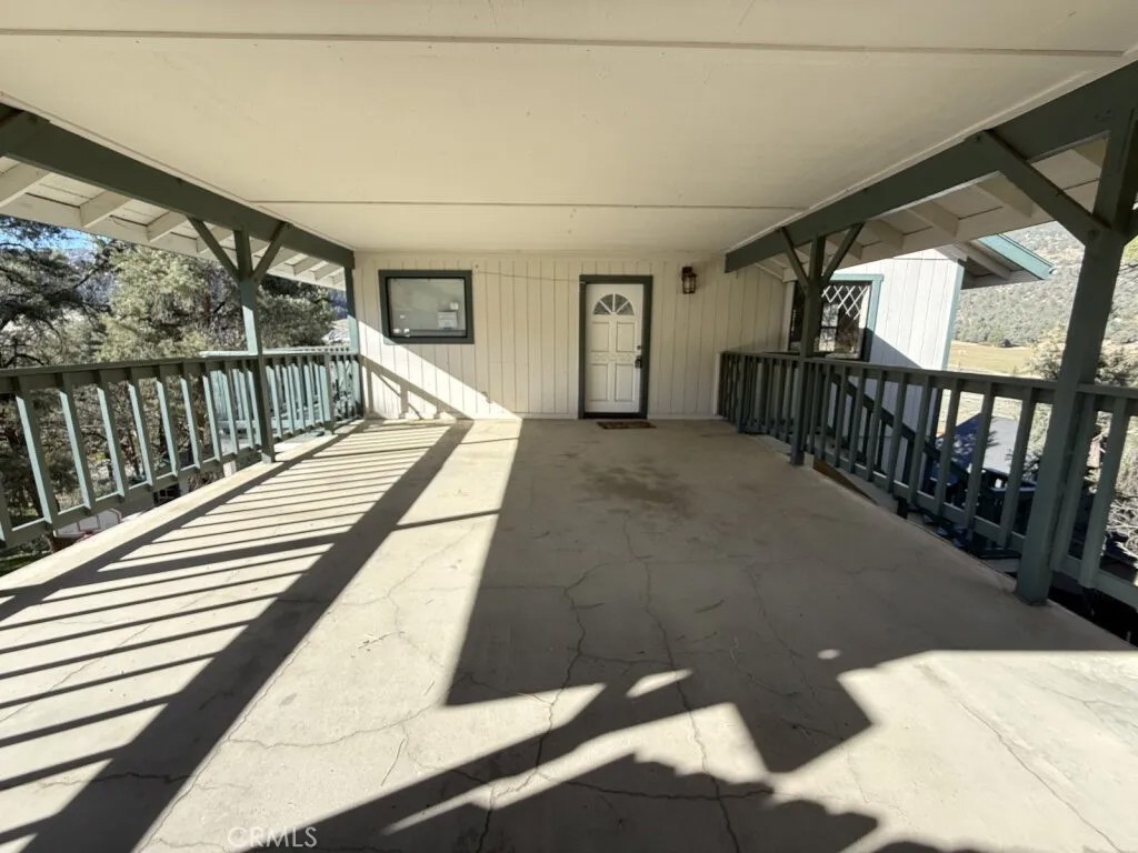 9216 Whispering Pines Road