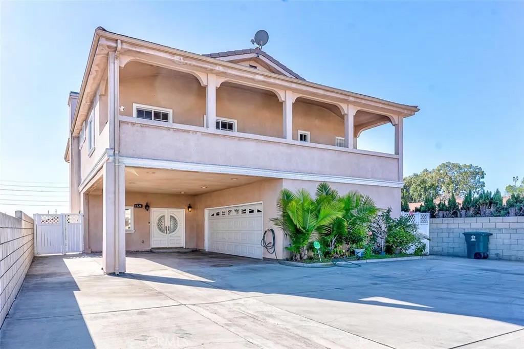 4326 Clara St.