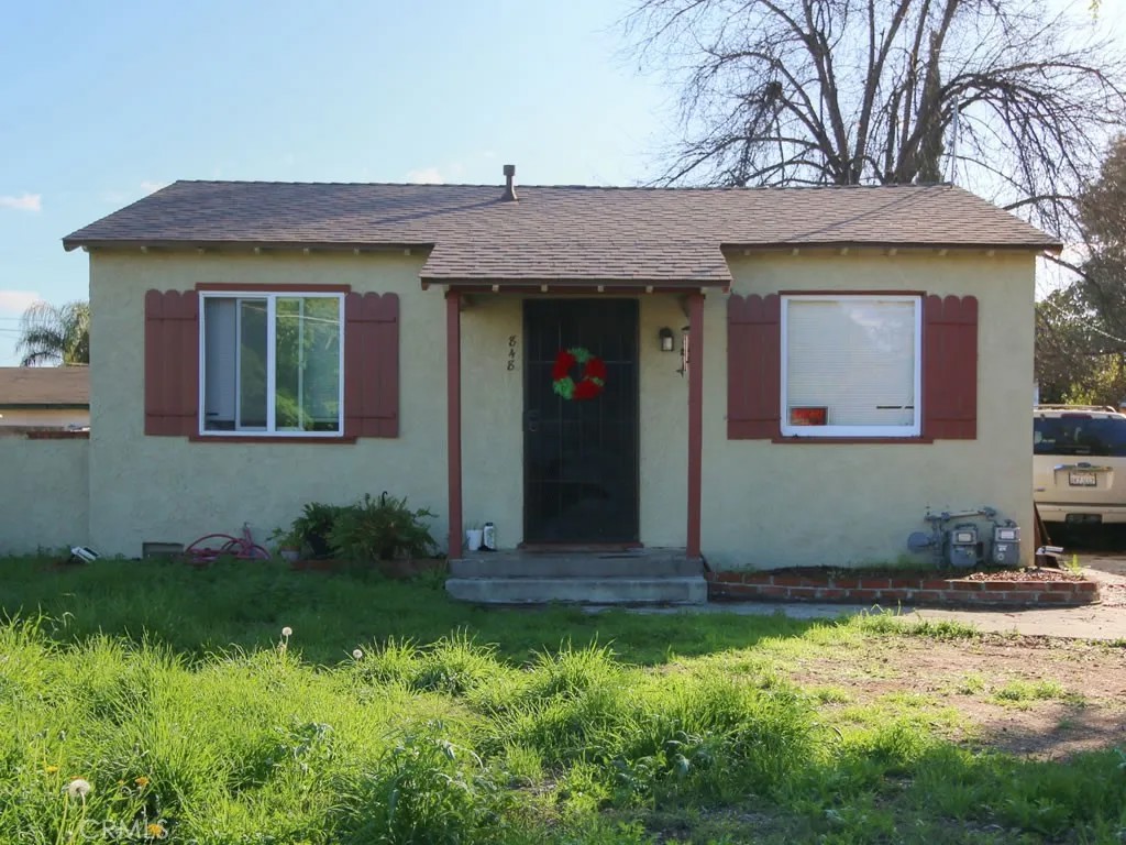 848 Laurel