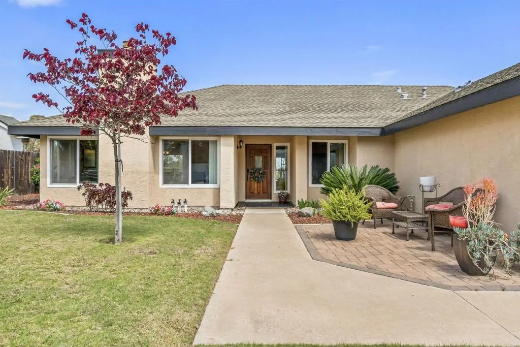 2611 Ledgetop Place