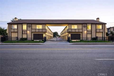 Photo of 38710 10th St E St #15, Palmdale, CA 93550 (MLS # SR26036993)