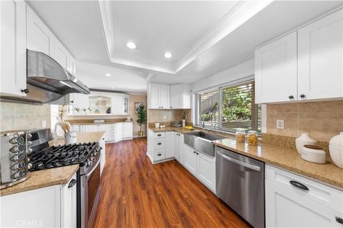 Tiny photo for 16 Las Piedras, Rancho Santa Margarita, CA 92688 (MLS # WS25273026)