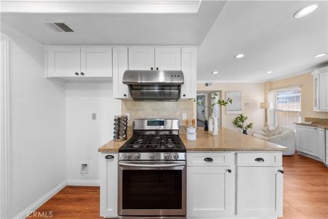 Tiny photo for 16 Las Piedras, Rancho Santa Margarita, CA 92688 (MLS # WS25273026)