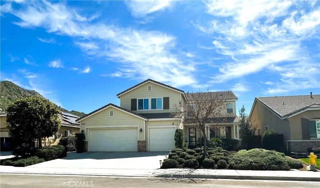 Photo of 30097 Pine Needle Rd, Menifee, CA 92585 (MLS # SW26059185)