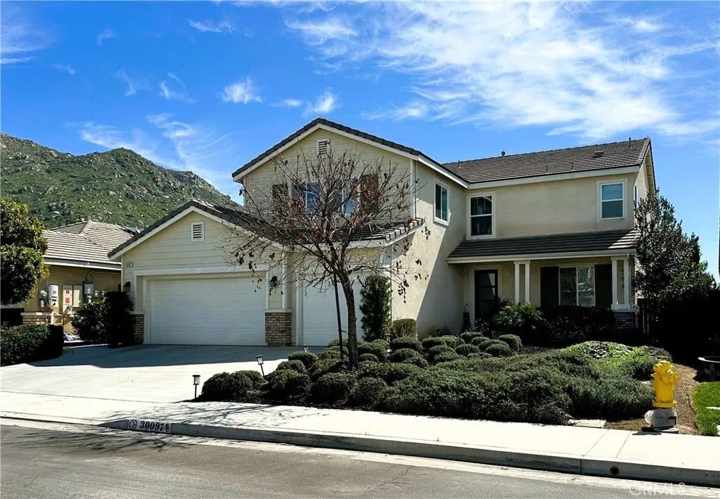 Photo of 30097 Pine Needle Rd, Menifee, CA 92585 (MLS # SW26059185)