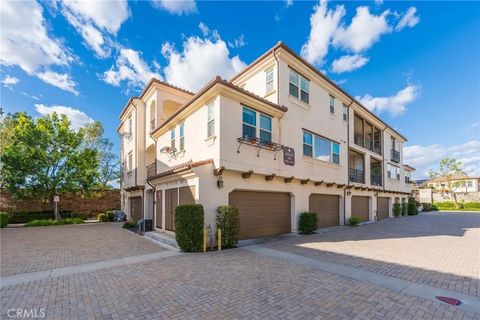 Photo of 409 Mallorca Dr, Brea, CA 92823 (MLS # PW26040221)